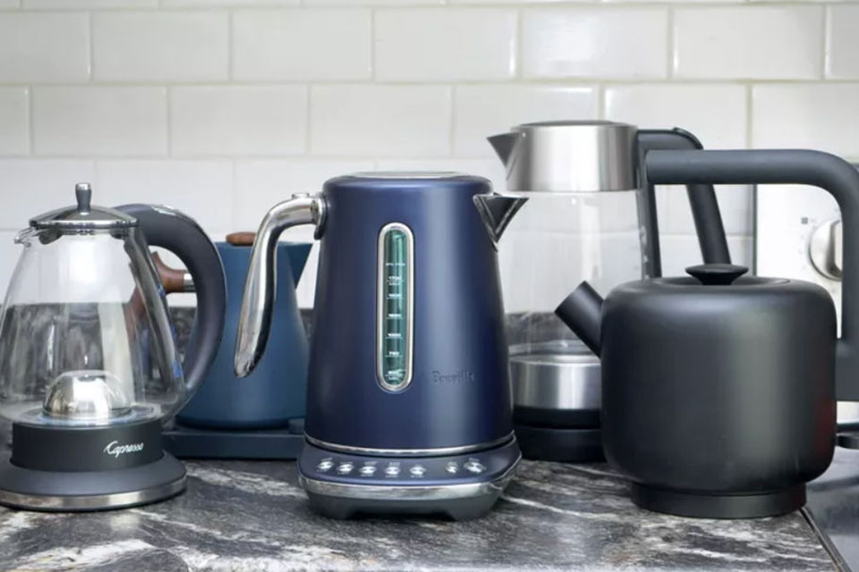 Gợi ý ấm siêu tốc giá rẻ dưới 300k tốt nhất 2026, phù hợp sinh viên, phòng trọ, gia đình nhỏ