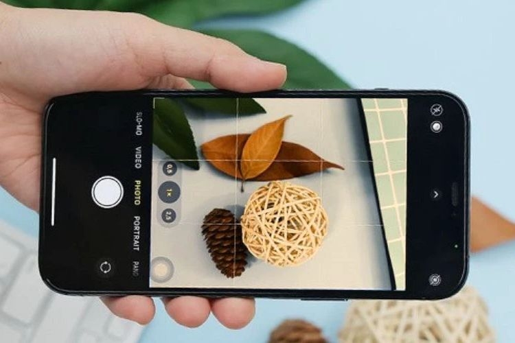 anh-chup-tu-camera-iphone-bi-vang (5).jpg