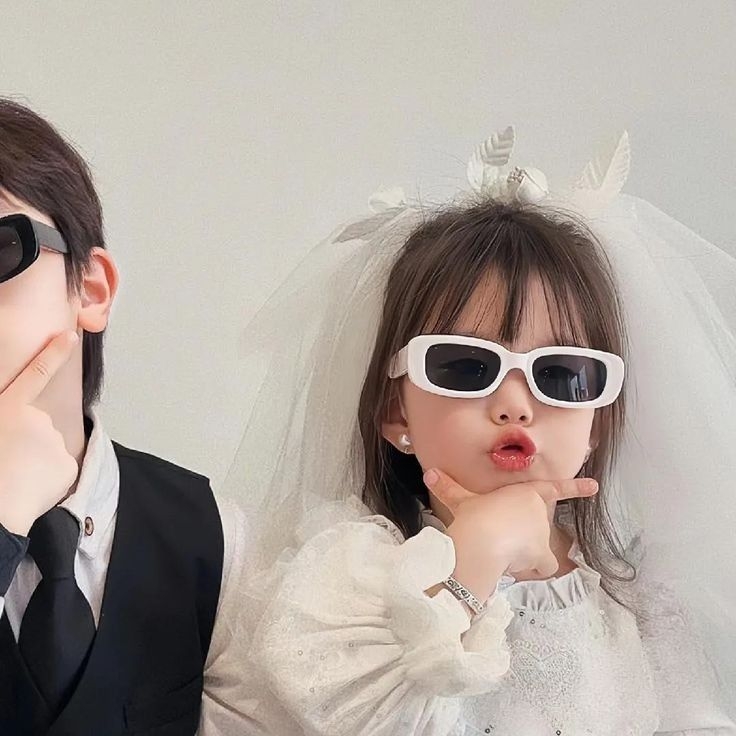 Avatar đôi 20 10 ngọt ngào cho cặp đôi