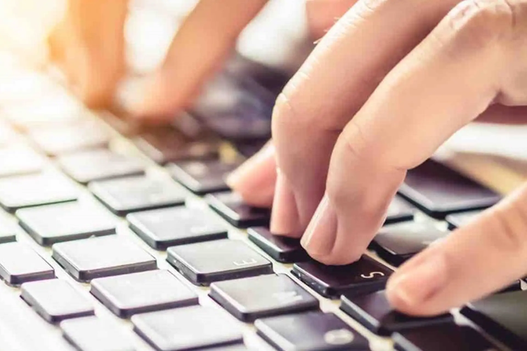 Bàn phím laptop ASUS bị loạn hình 5