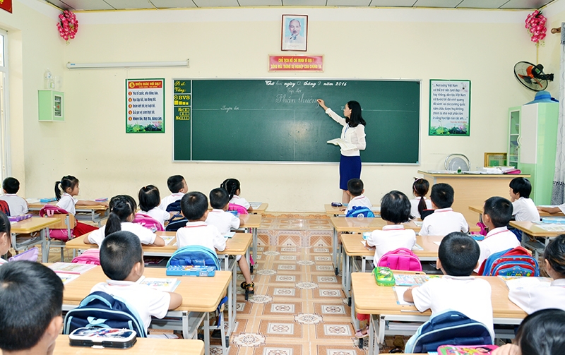 Mẫu 1 Bảng nội quy lớp học tiểu học