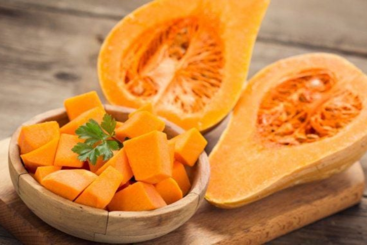 bánh bí đỏ nhân đậu đỏ hình 3
