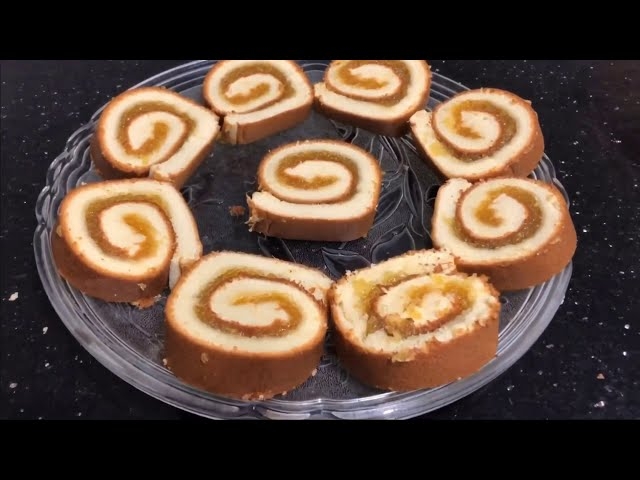 bánh bông lan cuộn nhân khóm - Hình 5