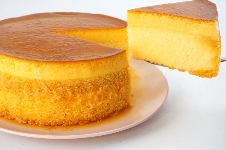 Chia sẻ cách làm bánh bông lan flan thơm ngon, đơn giản, dễ thành công ngay lần đầu