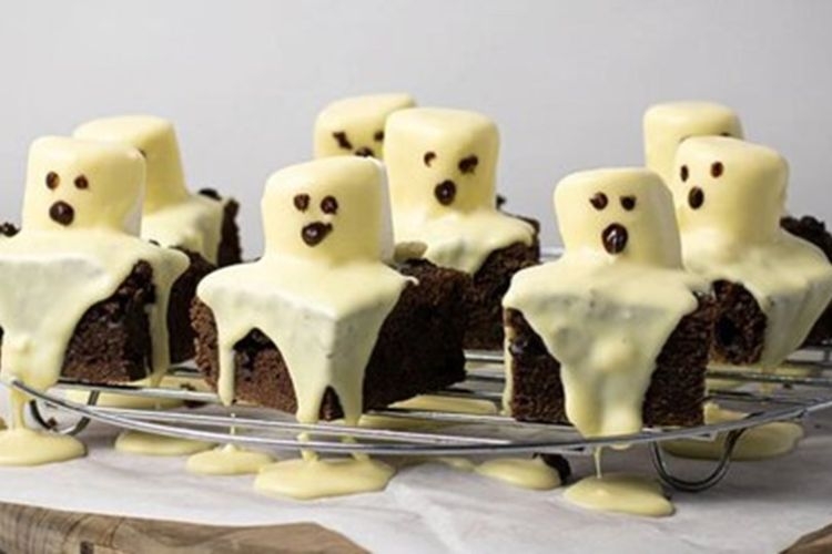 Cách làm bánh brownie con ma - Món bánh hấp dẫn không thể thiếu ngày Halloween
