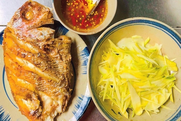 cá bánh đường chiên 6