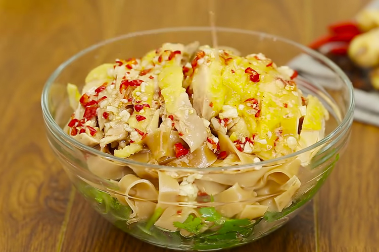 bánh đa đỏ trộn thịt gà 7