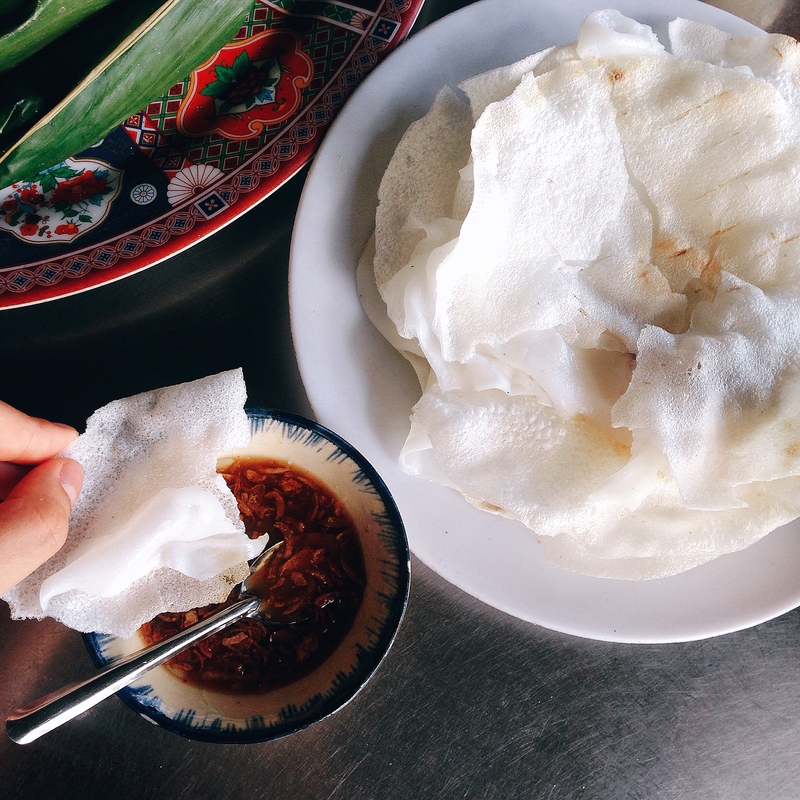 banh dap co thuy