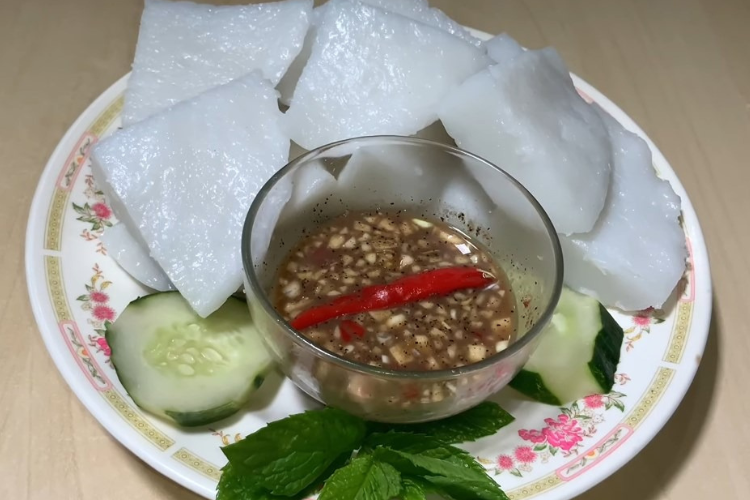 banh-duc-hue-1.png