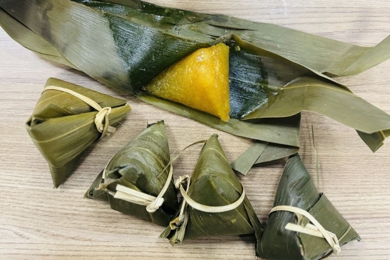 Bánh gio mật mía bao nhiêu calo 1