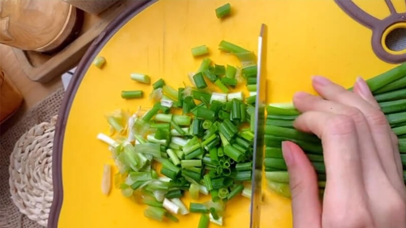 Bánh hành phô mai kéo sợi (hình 2)
