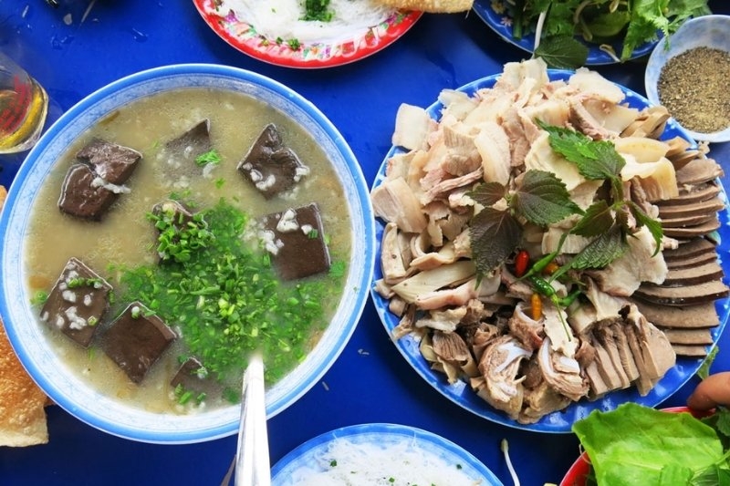 bánh hỏi lòng heo Phú Yên 2