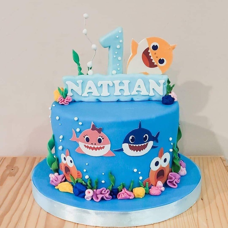 bánh kem baby shark 8