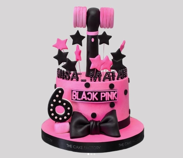 bánh kem blackpink 5