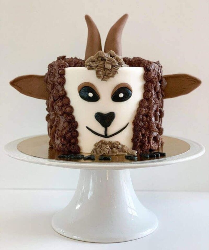 Bánh kem hình con dê ảnh 17