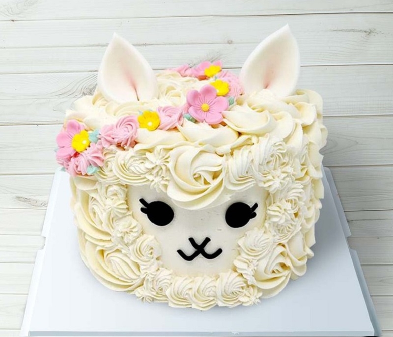 Bánh kem hình con dê ảnh 6