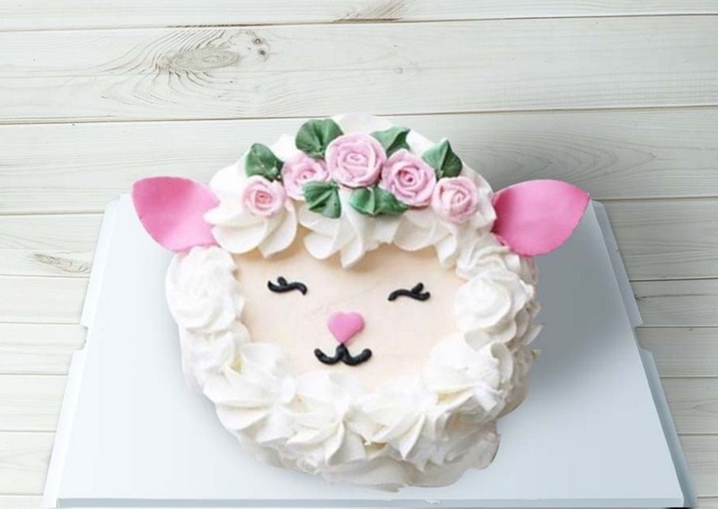 Bánh kem hình con dê ảnh 7