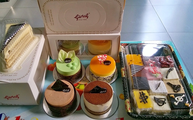 givral bakery
