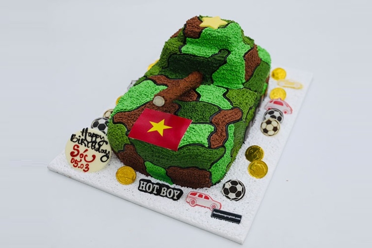 bánh kem xe tăng 7