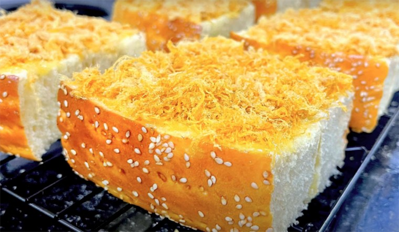 Bánh mì bơ ruốc bao nhiêu calo? (hình 1)