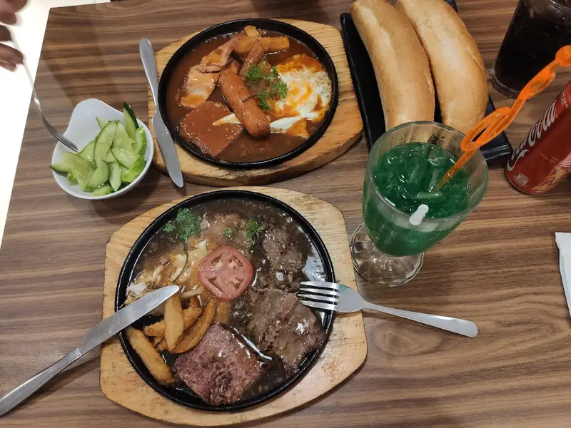 Bánh mì chảo Hà Nội 10