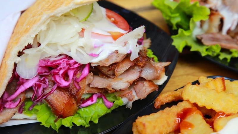 banh mi duc long luong ngoc quyen