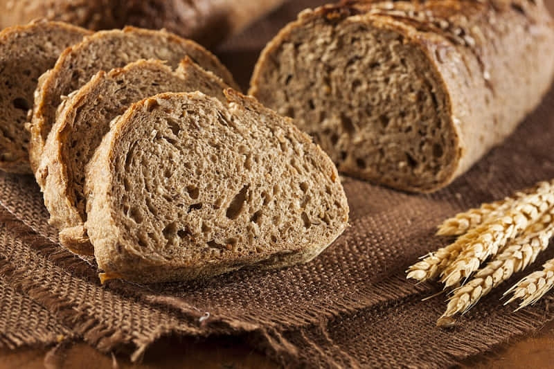 Bánh mì nguyên cám bao nhiêu calo ảnh 1