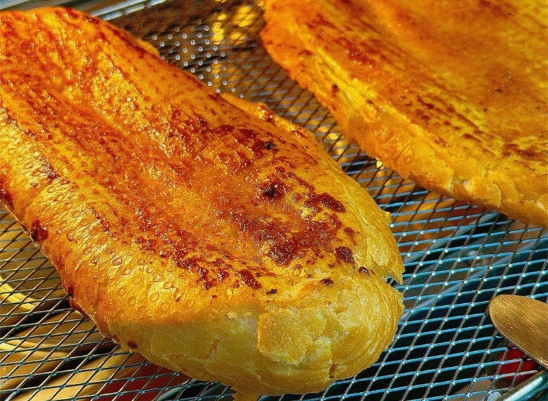 Bánh mì nướng muối ớt bao nhiêu calo hình 3