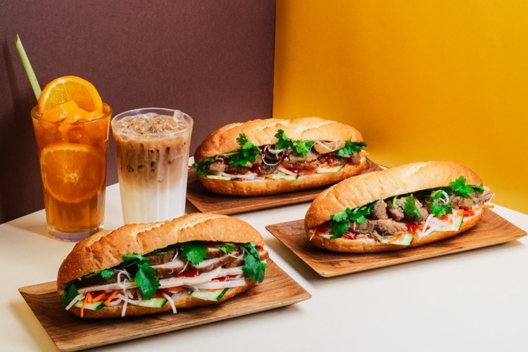 Khám phá bánh mì Xin Chào: Hương vị truyền thống, sáng tạo và cách thưởng thức