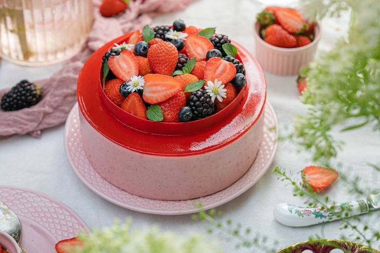 Bánh mousse sinh nhật: Đa dạng sự lựa chọn hương vị, vừa đẹp mắt vừa không lo ngán
