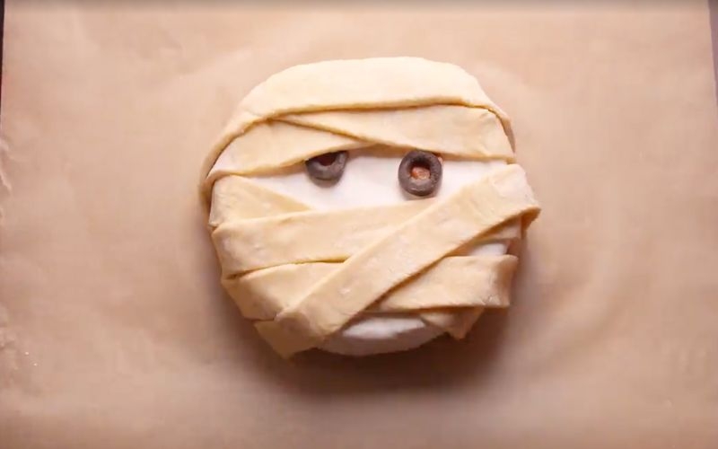 bánh phô mai brie xác ướp 2
