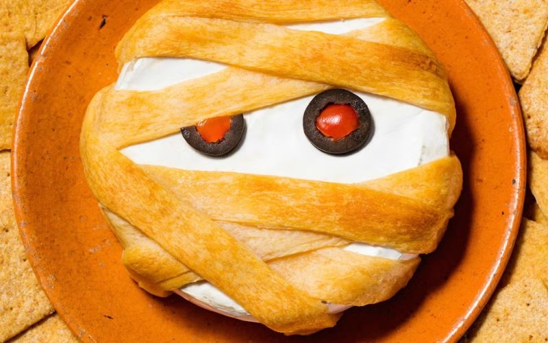 bánh phô mai Brie xác ướp