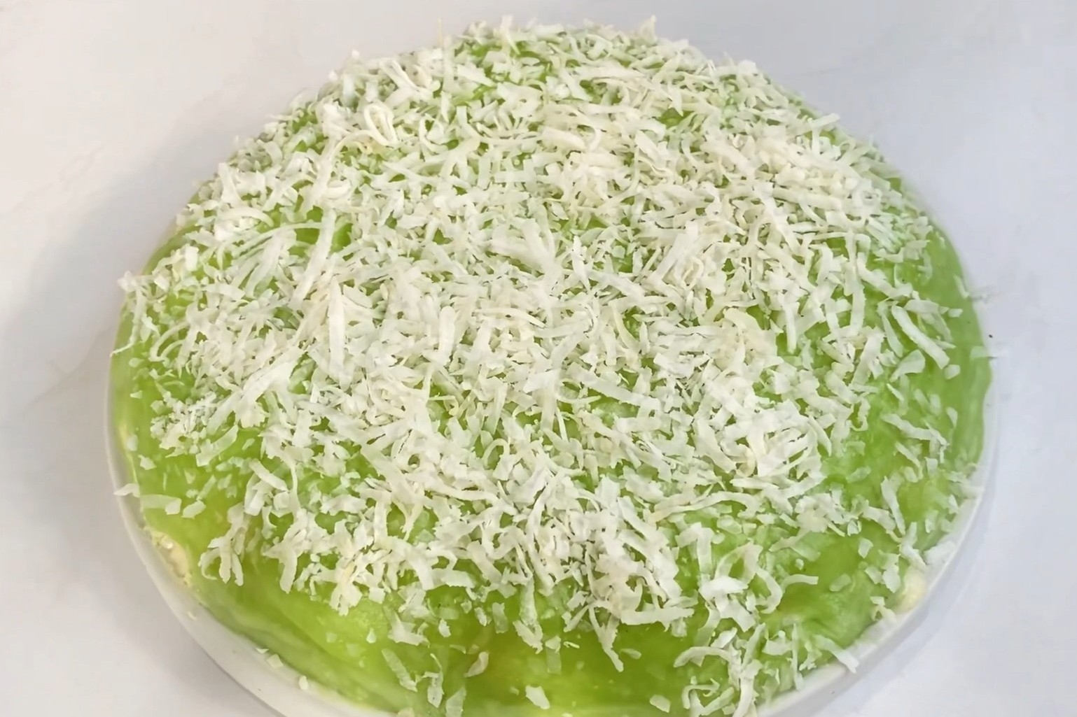 Bánh Phú Sĩ sầu riêng ngàn lớp mềm tan, béo ngậy với công thức bất bại tại nhà