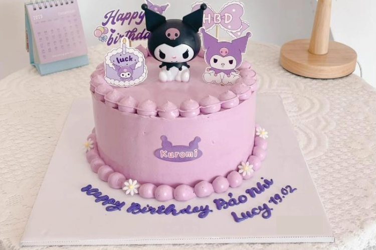 bánh sinh nhật kuromi 4