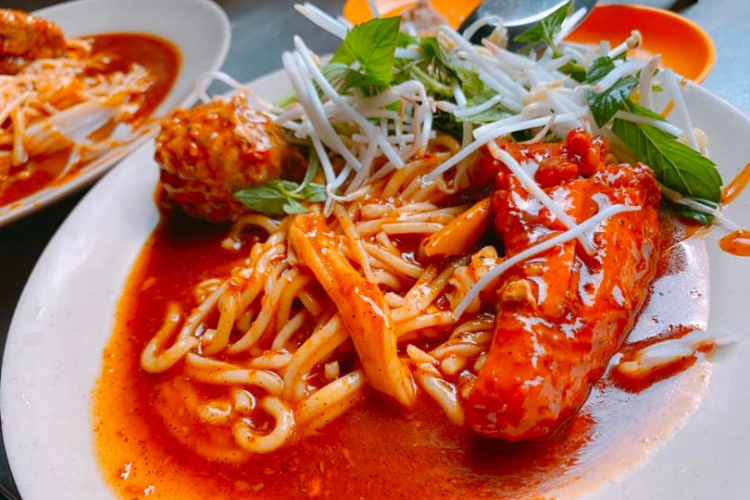 Hướng dẫn làm bánh tầm cay Cà Mau chuẩn vị miền Tây, thưởng thức một lần nhớ mãi