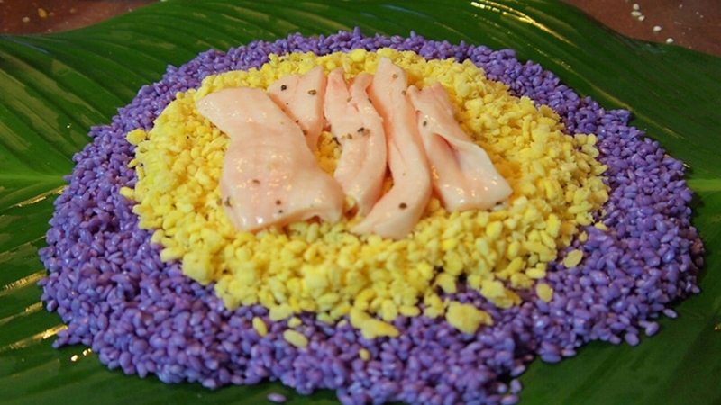 Bánh tét trứng muối 13