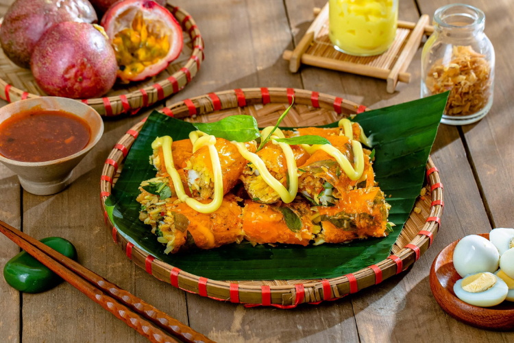 Bánh tráng cuốn sốt me 5