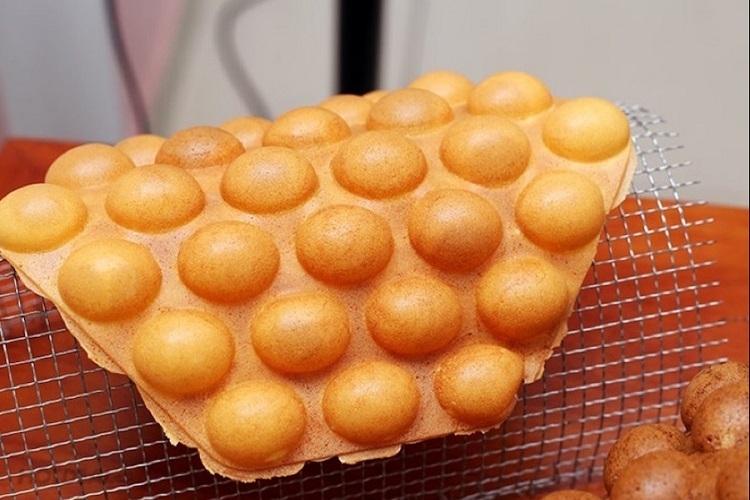 Hướng dẫn cách làm bánh trứng gà non mềm xốp, thơm ngon nức mũi ngay tại nhà