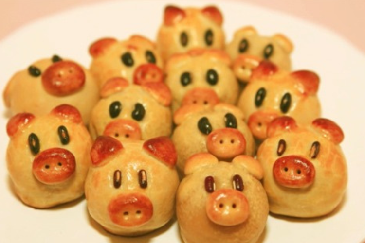 Tự tay làm bánh trung thu con heo dễ thương, xinh xắn, đơn giản ngay tại nhà