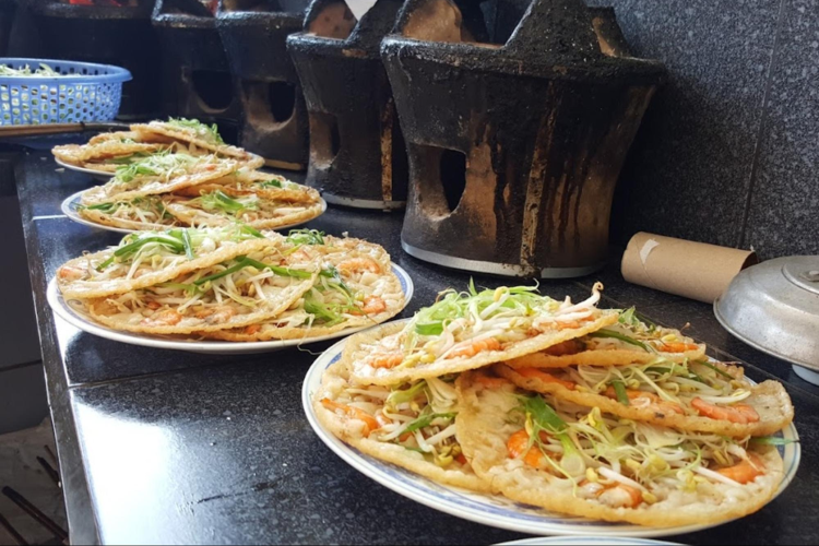 Khám phá 5 quán bánh xèo Phú Yên chuẩn vị miền Trung, giá bình dân mà ngon nức tiếng