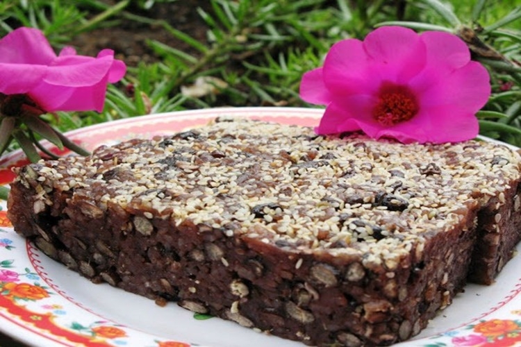Khám phá món bánh xôi đậu đen với hương vị Việt xưa chưa bao giờ lỗi thời