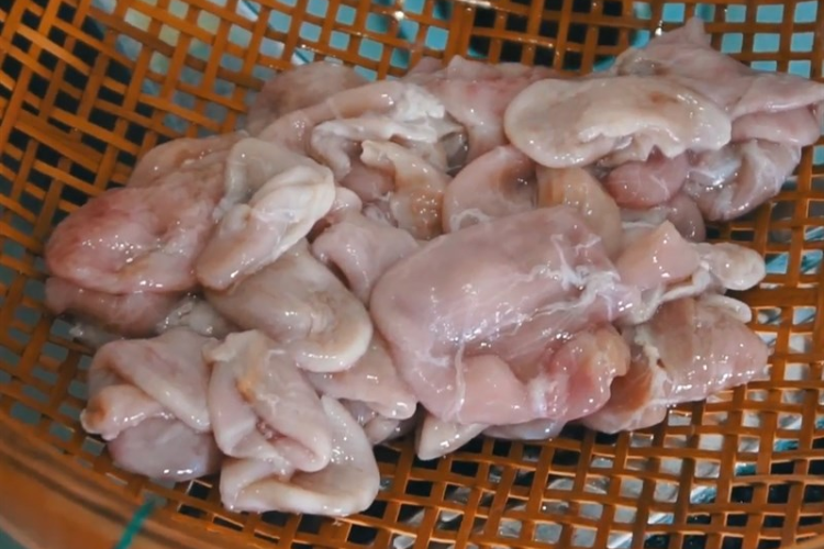 Bao tử cá basa nướng hình 3