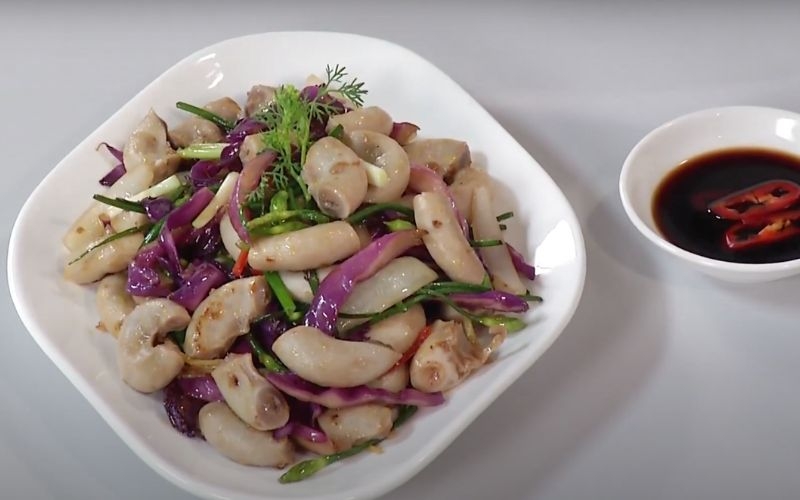 bắp cải tím xào dồi trường