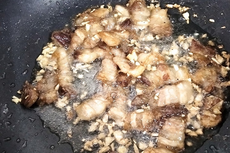 Bắp cải tím xào thịt ba chỉ (Hình 5)