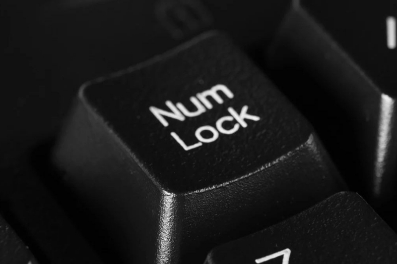Bật tắt phím Numlock trên laptop Dell 1