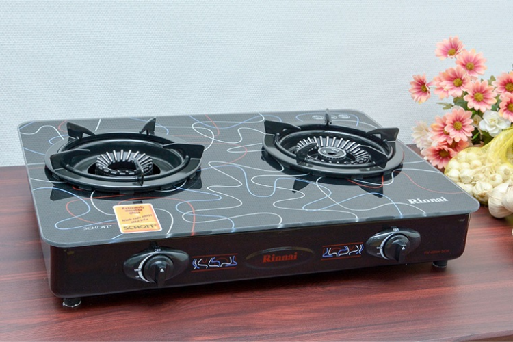 bếp ga rinnai mặt kính 1
