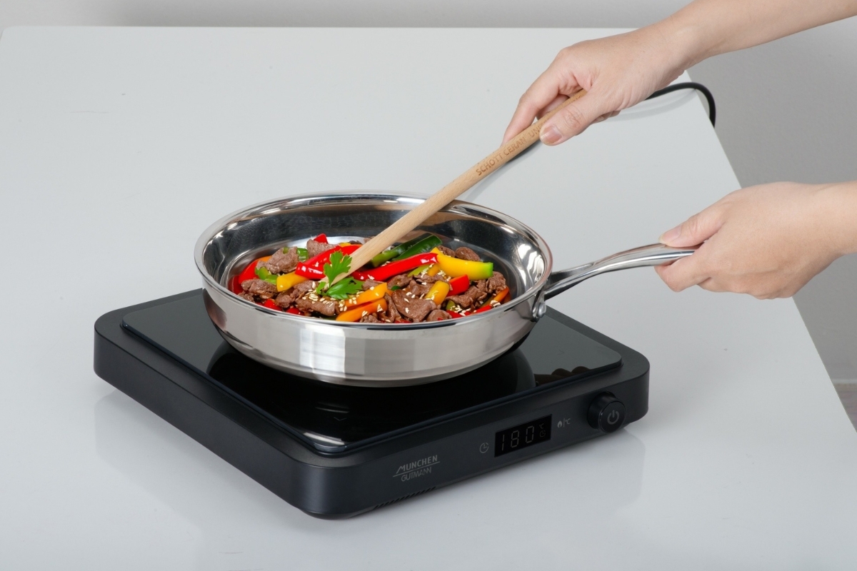 Bếp từ đa năng: Nấu ăn nhanh, linh hoạt, an toàn, dễ vệ sinh, tiết kiệm thời gian nấu nướng