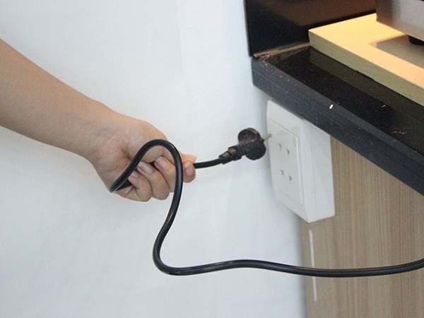 Bếp từ đóng ngắt liên tục 1