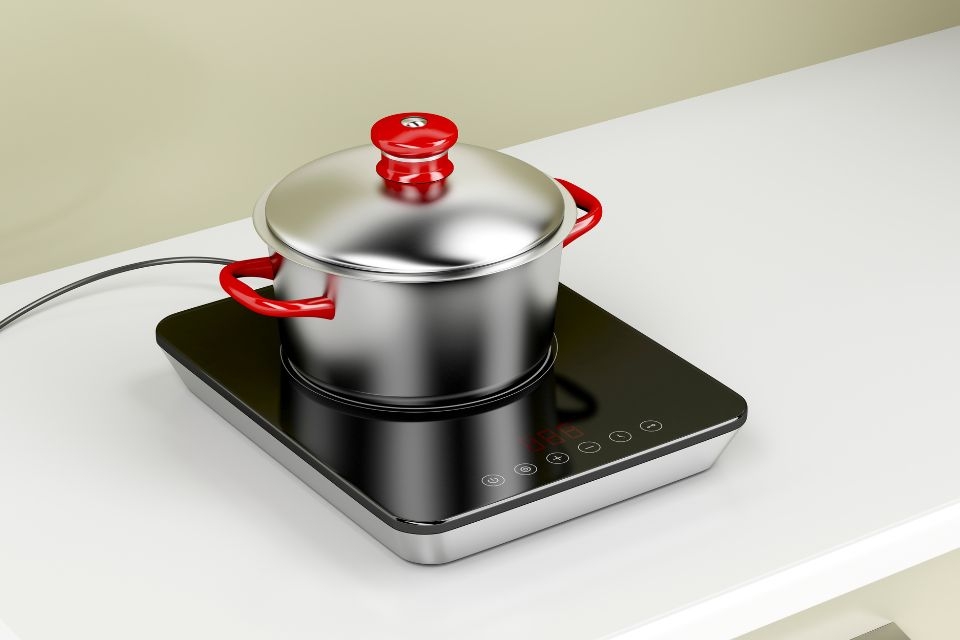 Bếp từ giá rẻ loại nào tốt nhất 2026? Top 6 sản phẩm bền, nấu nhanh, đáng mua tại FPT Shop