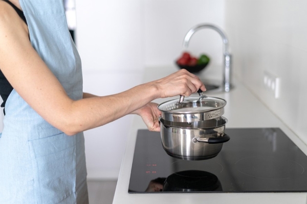 Bếp từ tự ngắt khi cạn nước 3
